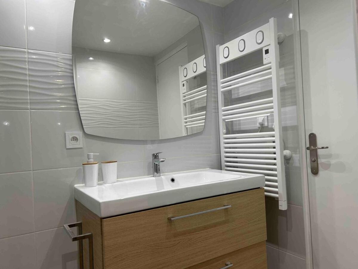 Maison Studio Le Bois Fleuri Croissy-Beaubourg Extérieur photo