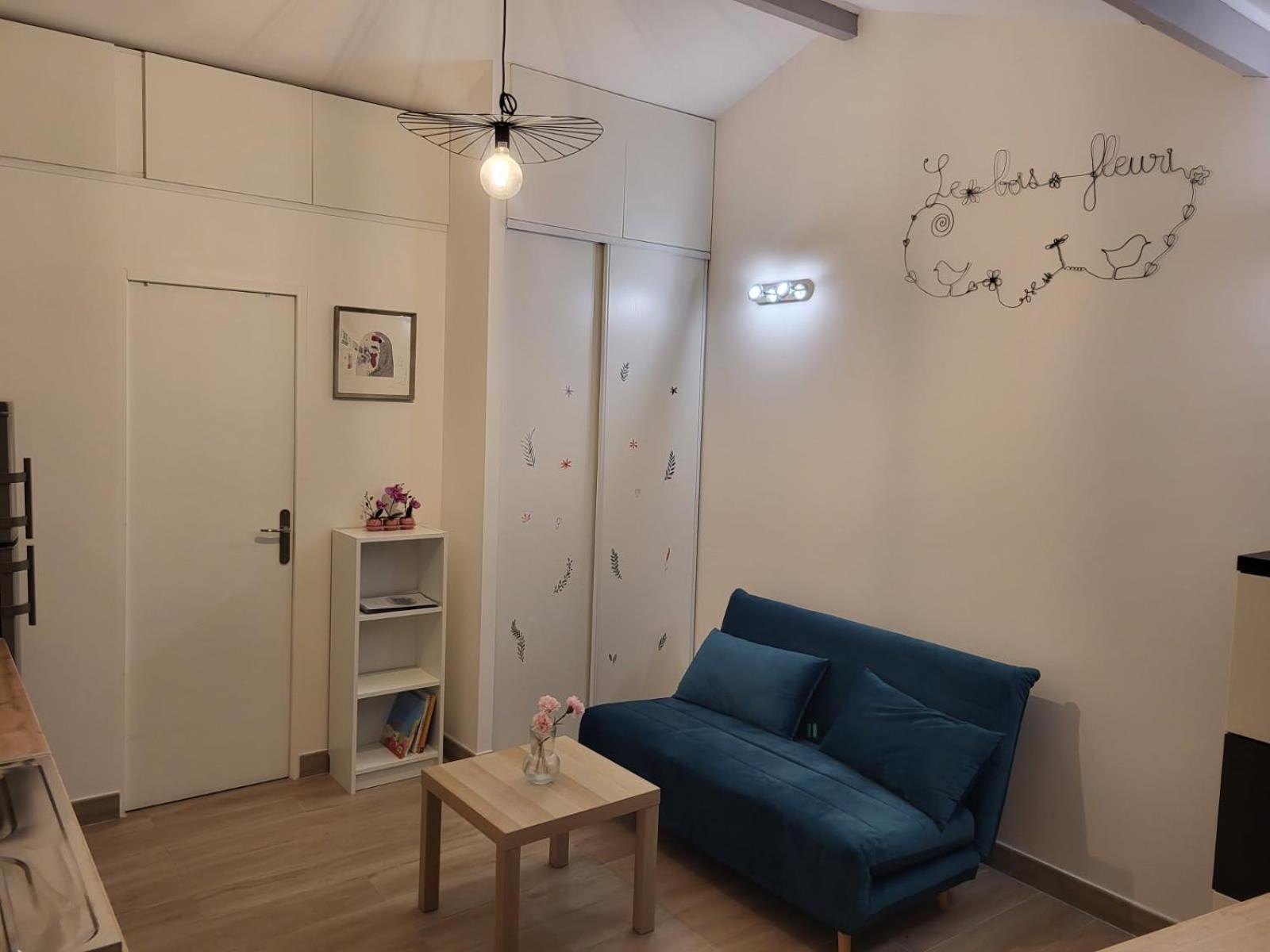 Maison Studio Le Bois Fleuri Croissy-Beaubourg Extérieur photo