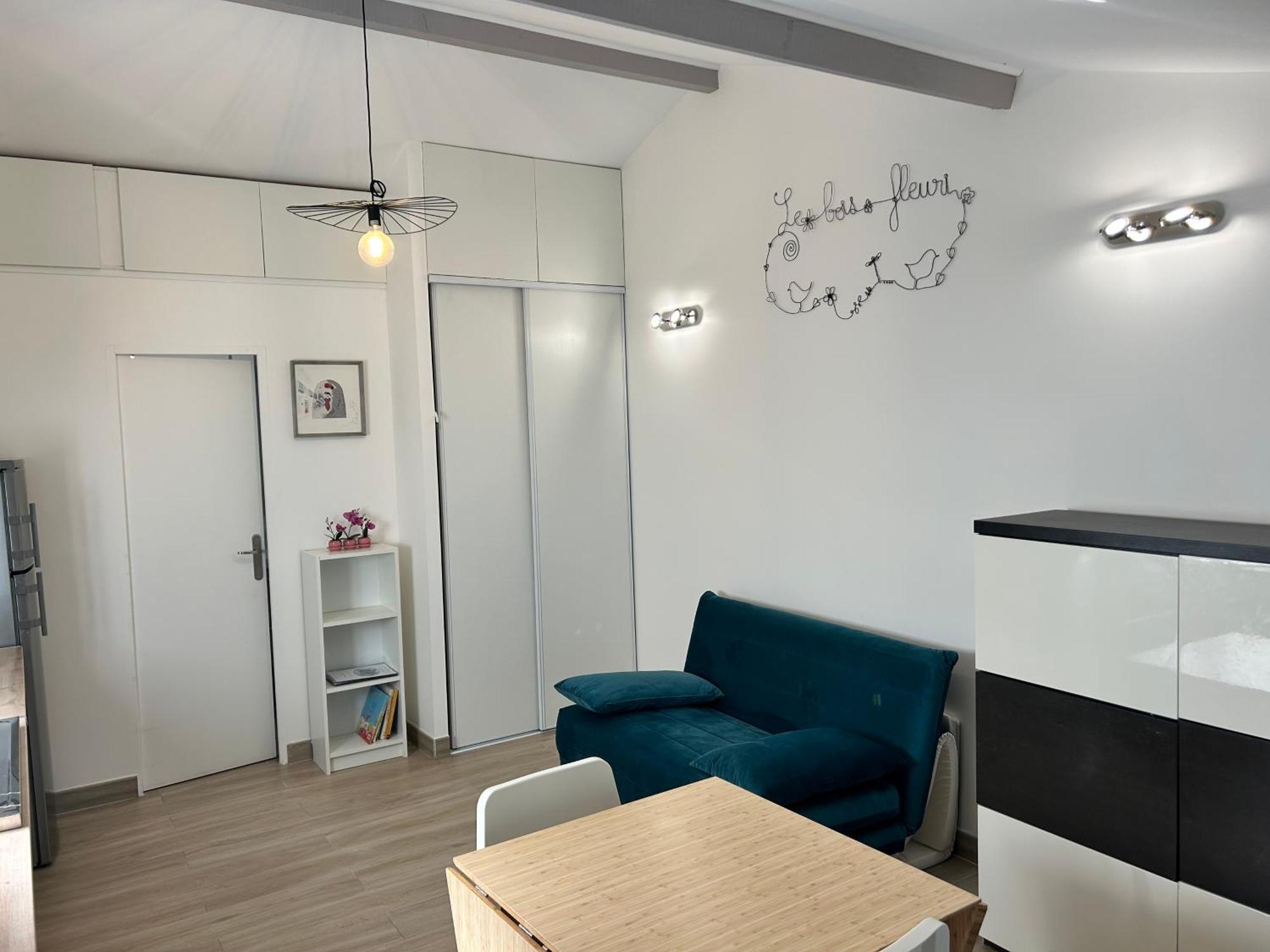 Maison Studio Le Bois Fleuri Croissy-Beaubourg Extérieur photo